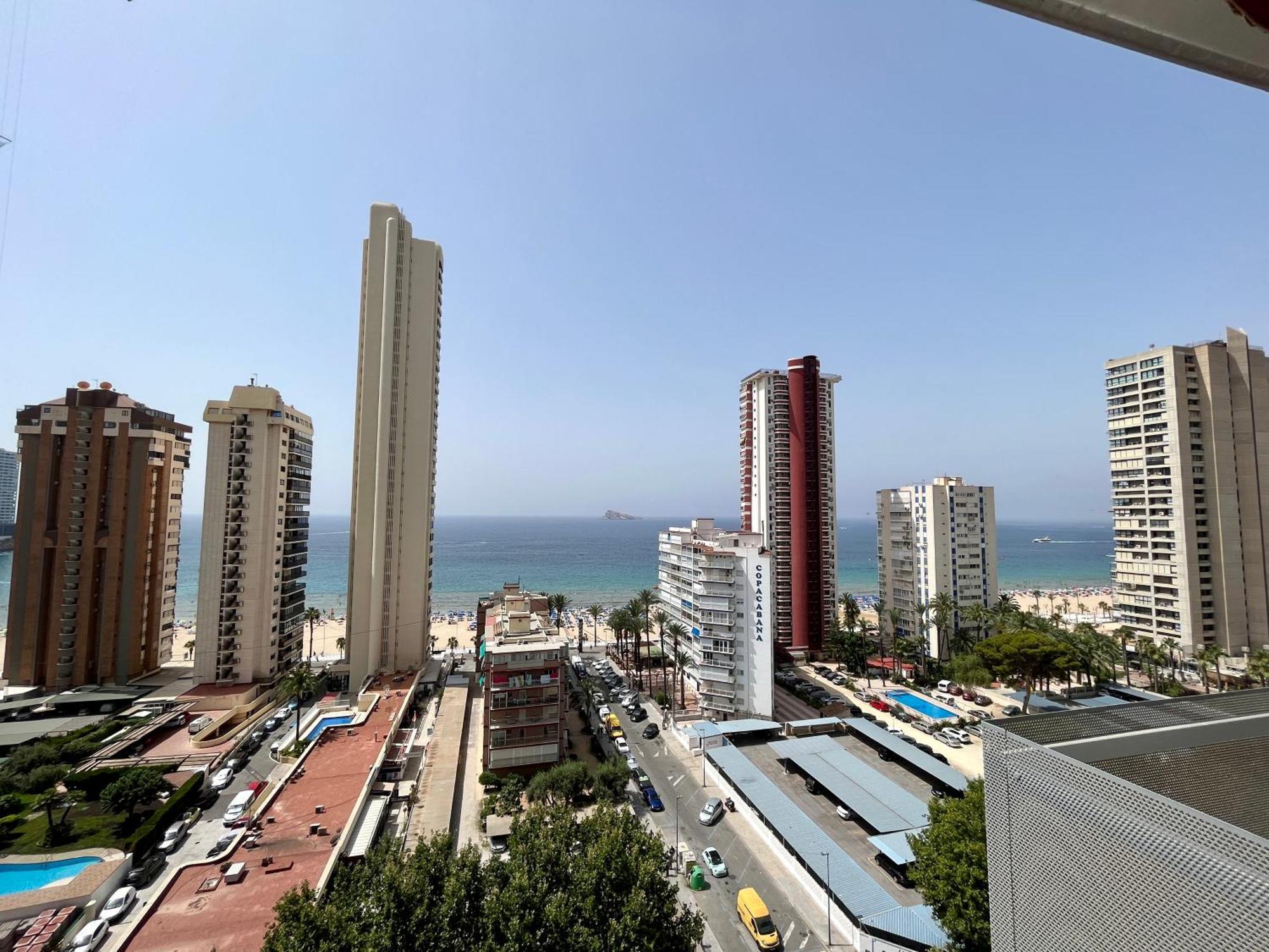 Ducado 13 Playa Benidorm Apartment Екстериор снимка